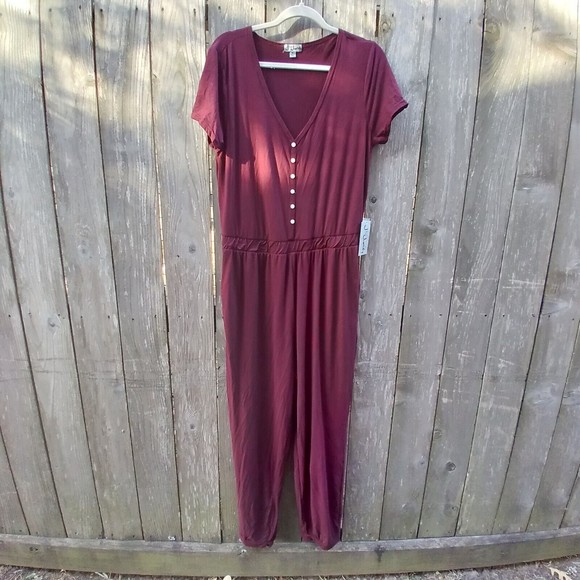 NWT J For Justify size XL jumpsuit short sleeve henley bordeaux red - Picture 2 of 12